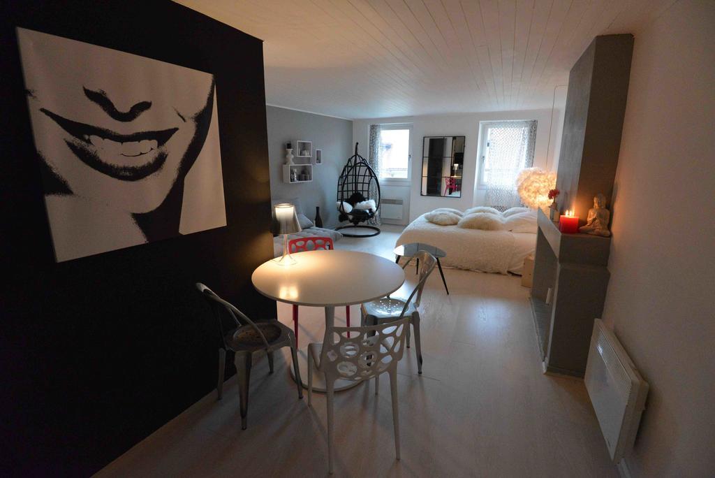 Ferienwohnung "Un Lieu Unique" Le Cozy Annecy Zimmer foto